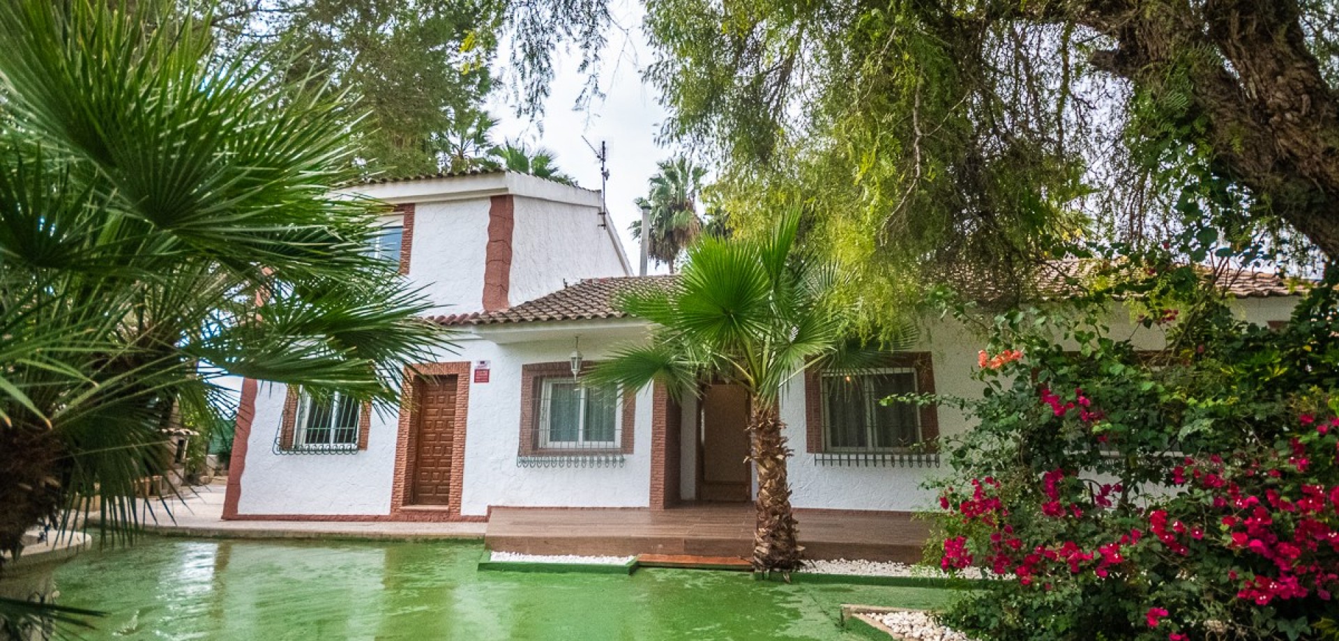 House in Urbanizacion los Balcones - view 1