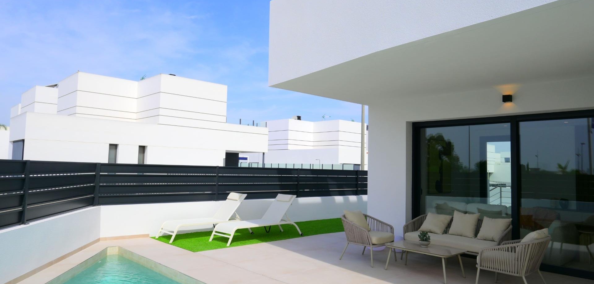 House in Dolores - view 1