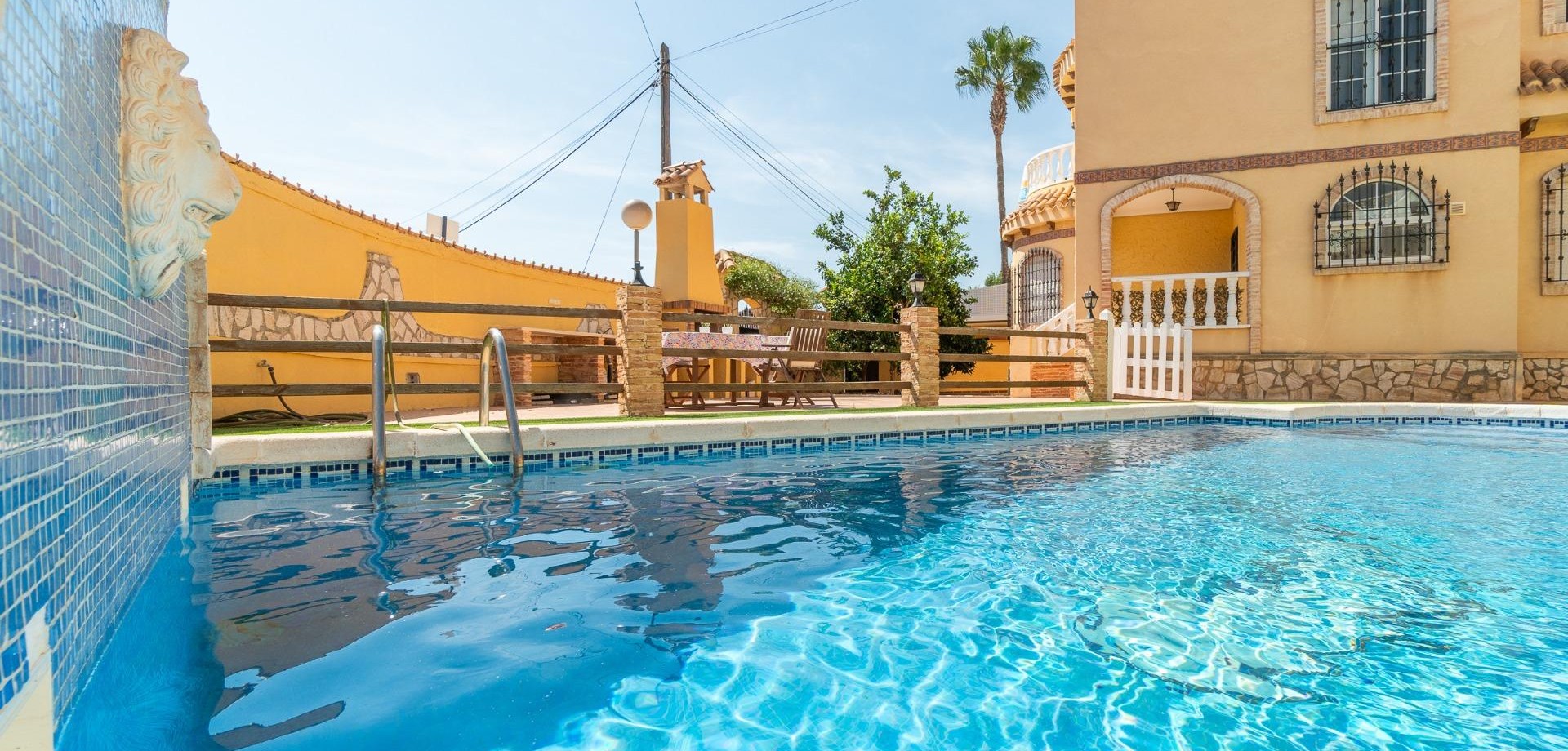 House in Punta Prima - view 1