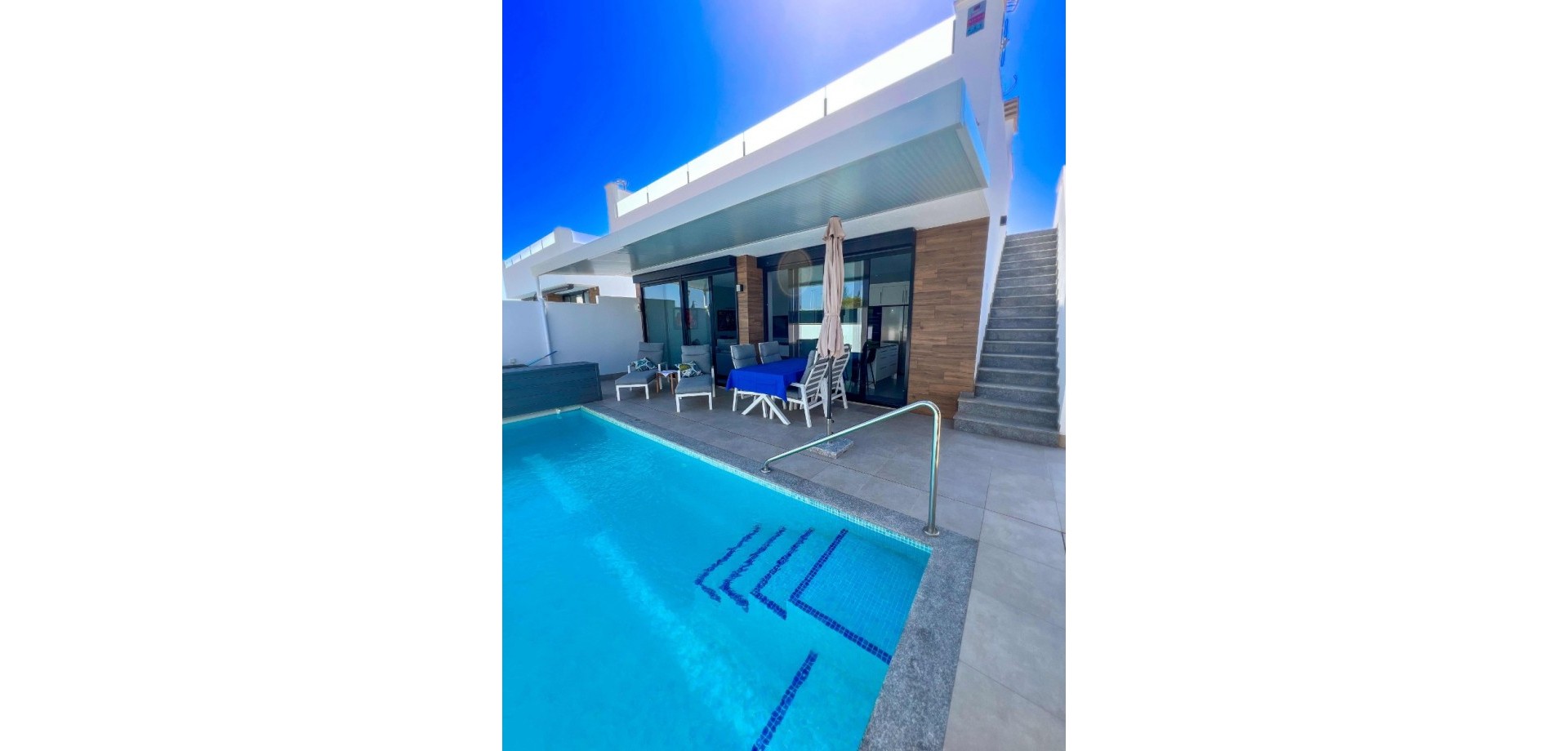 House in San Pedro del Pinatar - view 1