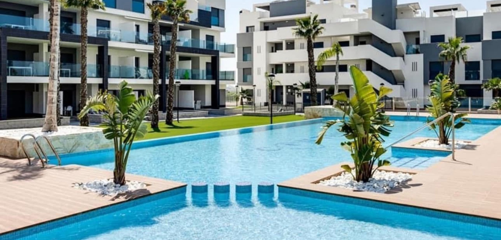 Apartment in Guardamar del Segura - view 1