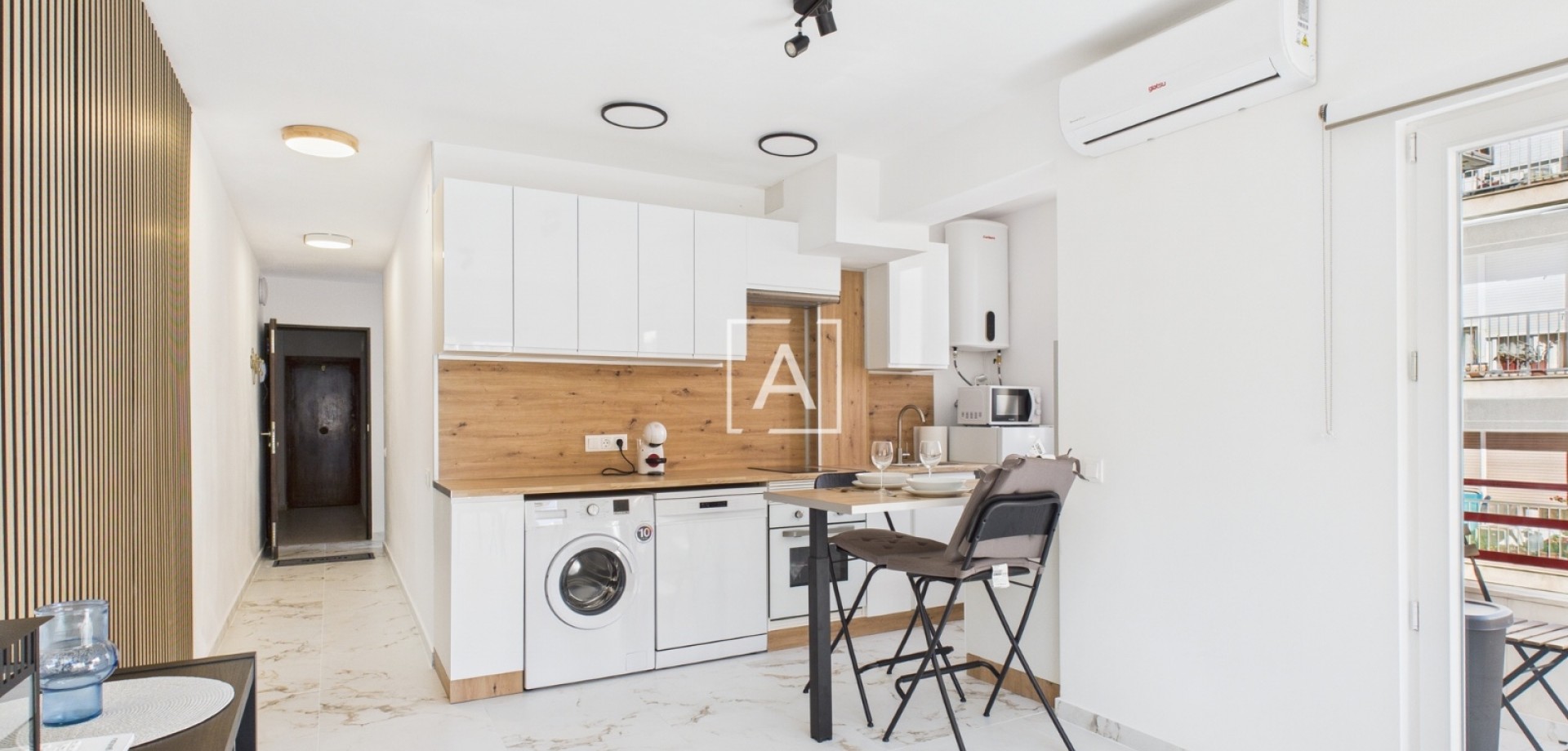 Apartment in Alicante - view 1