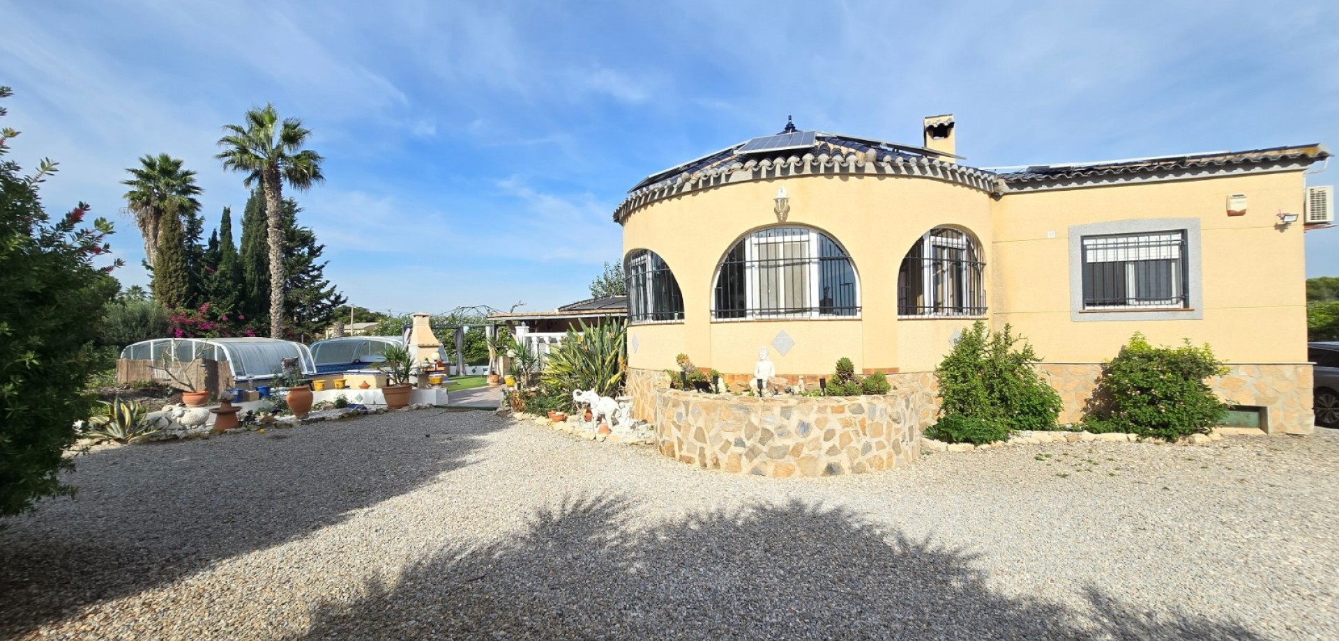 House in La Florida - view 1