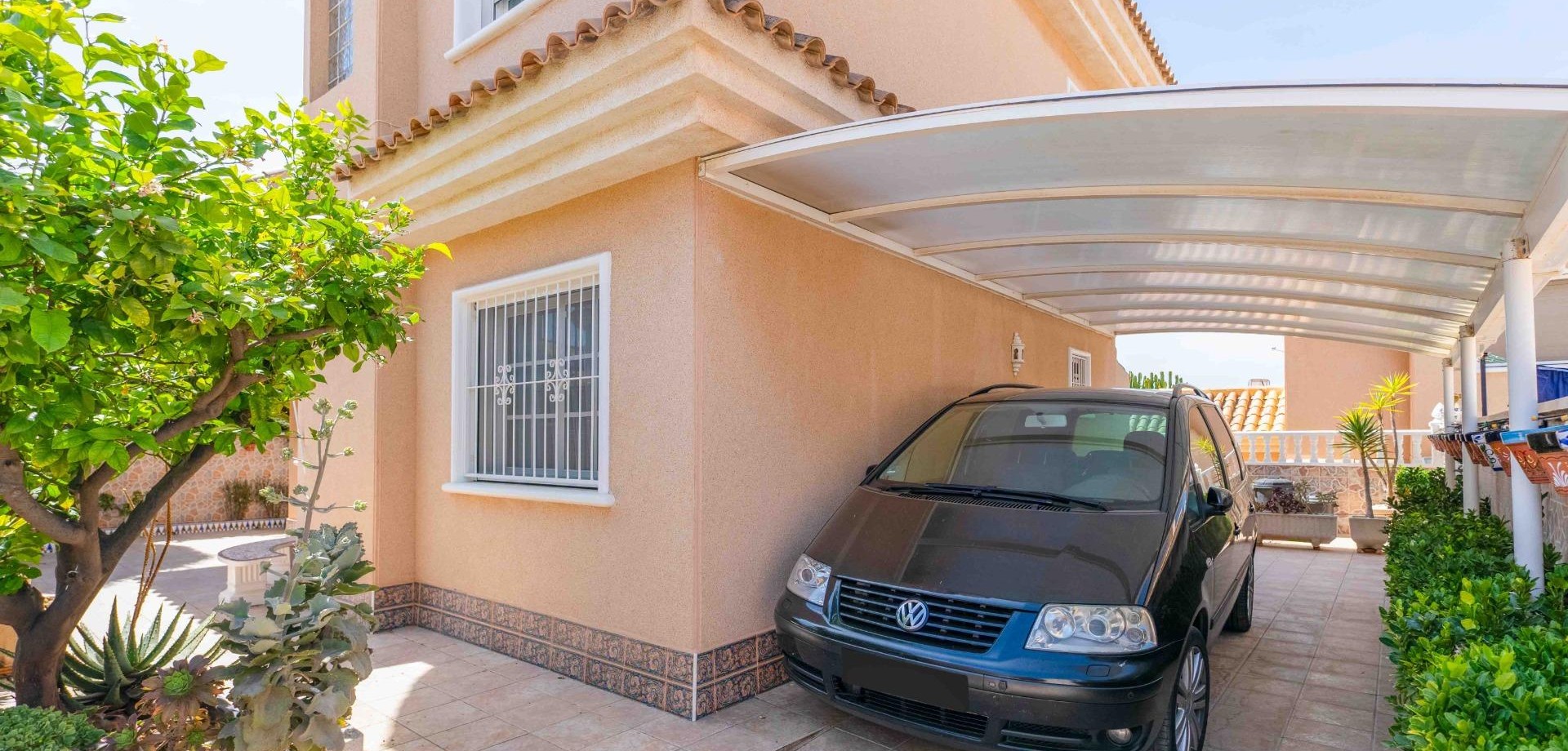 House in Punta Prima - view 1