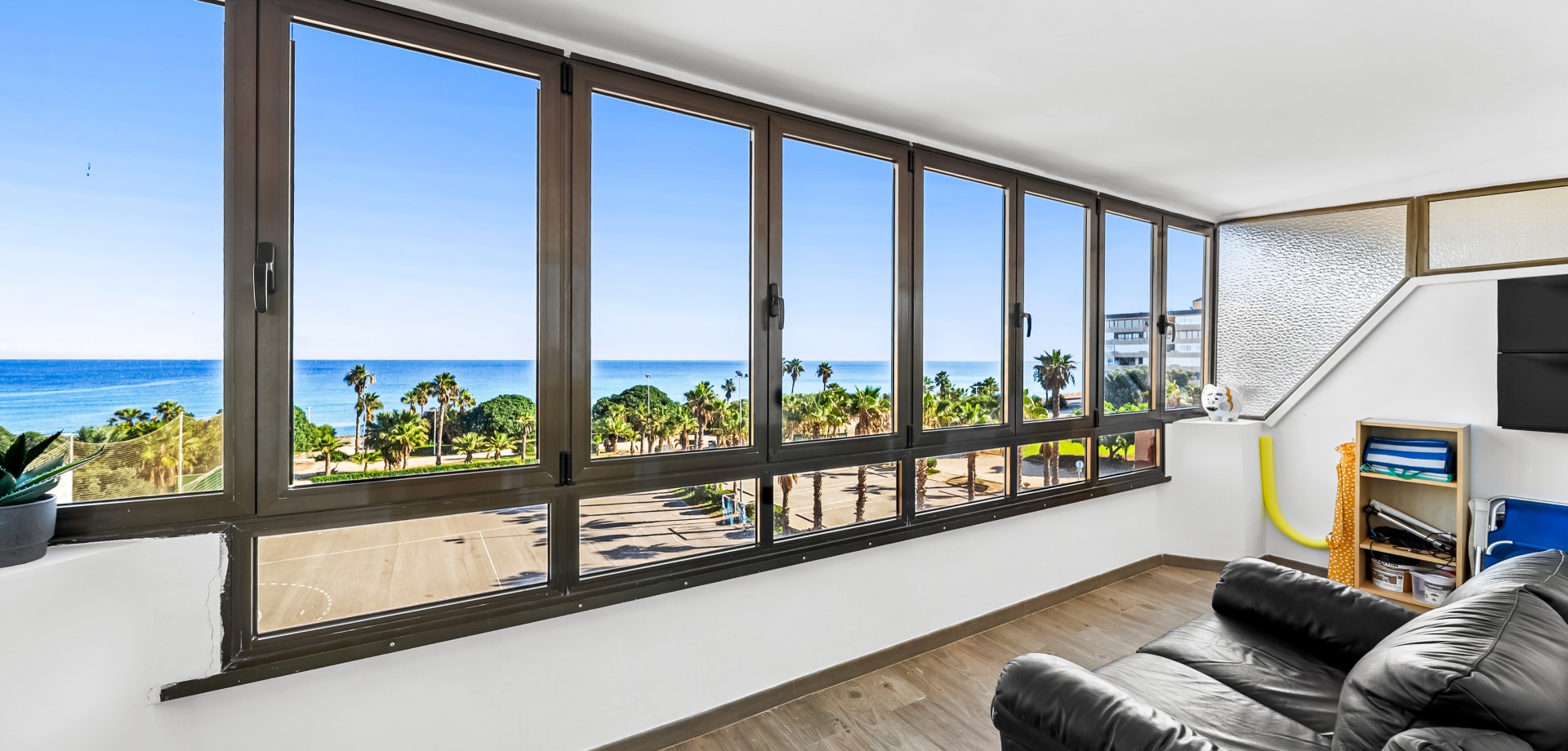 Apartment in Torrevieja - view 1