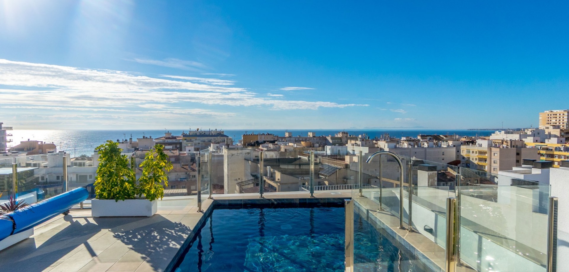 Apartment in Torrevieja - view 1