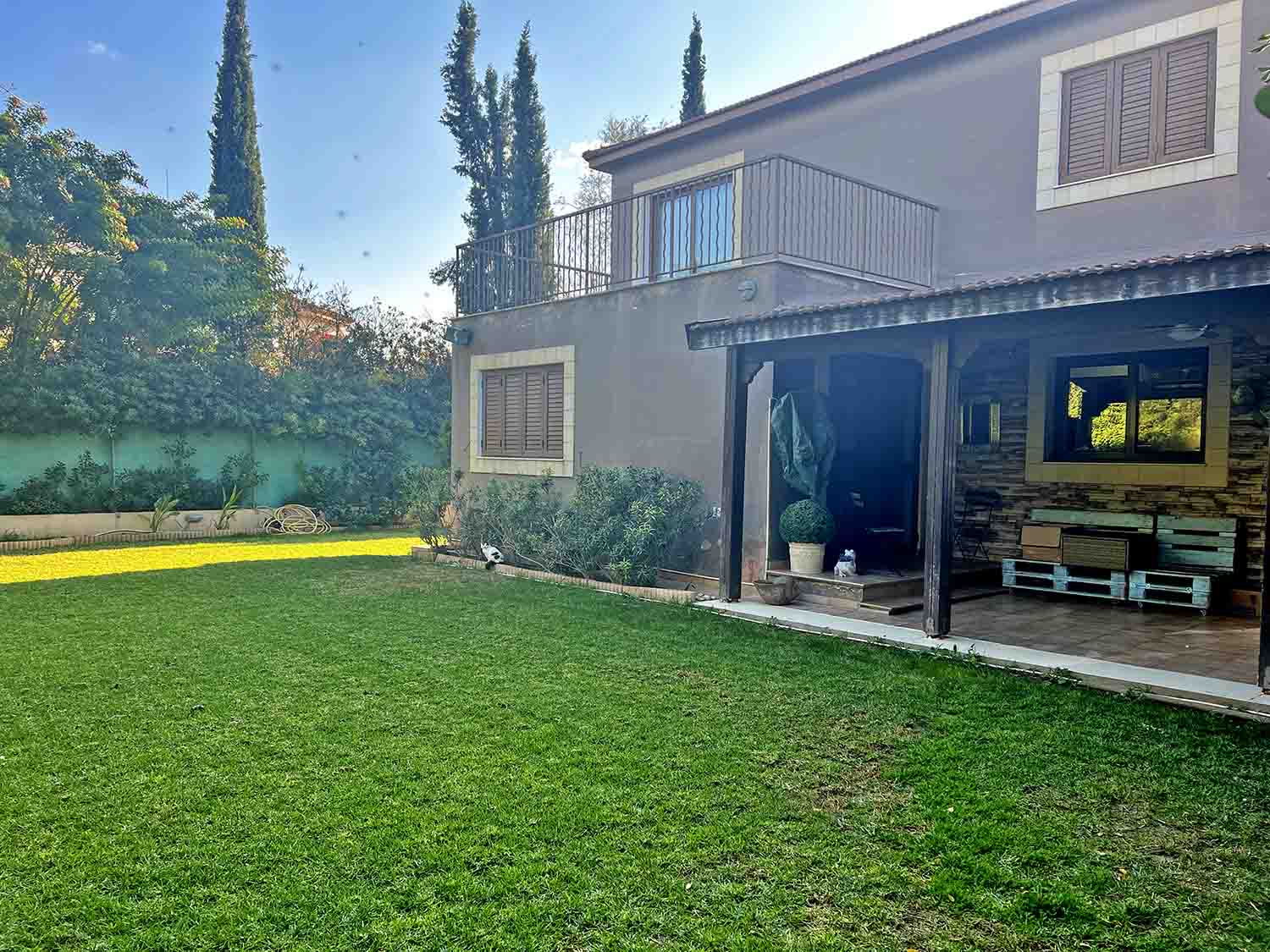 House in Egkomi - view 1