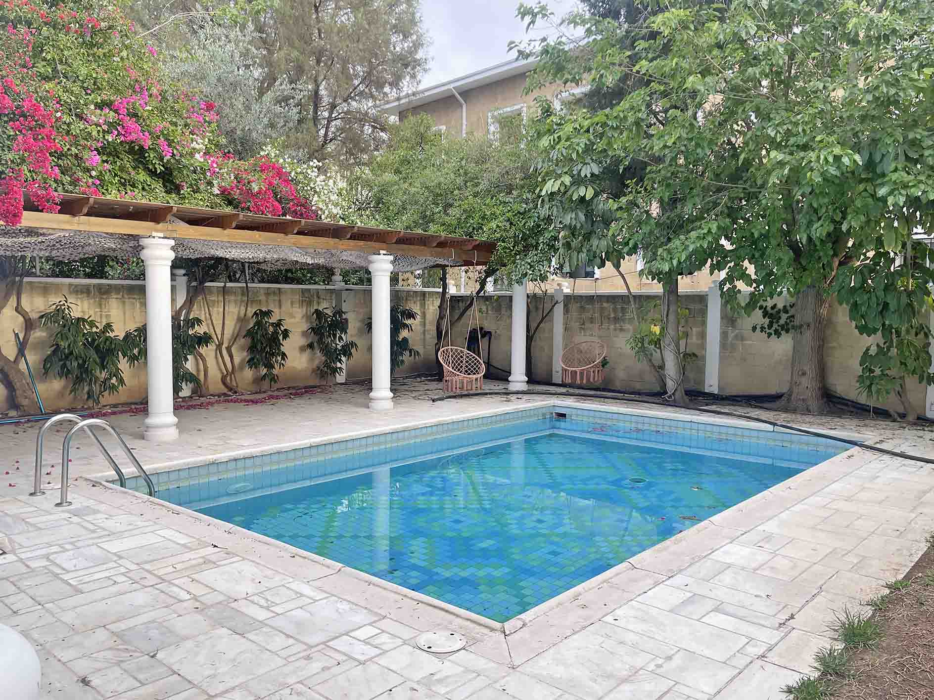 House in Nicosia - view 1