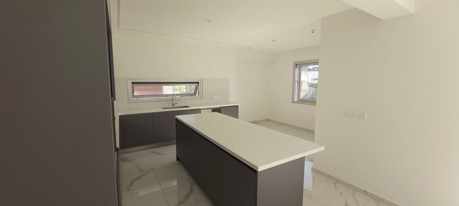 Penthouse in Agios Andreas - view 1