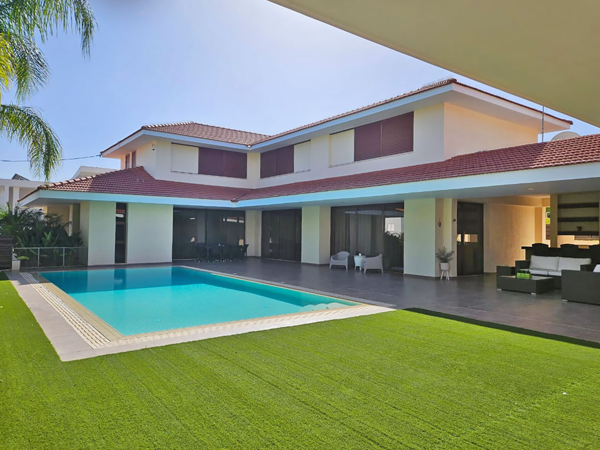 House in Strovolos - view 1