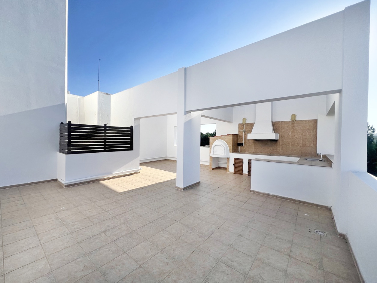 Penthouse in Agios Dometios - view 1