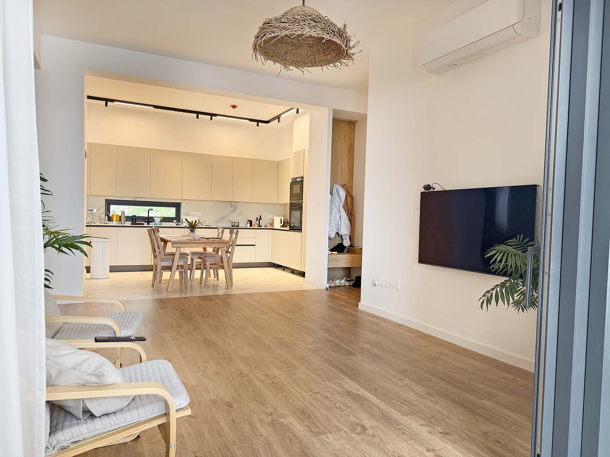 Apartment in Ayios Athanasios (quarter) - view 1