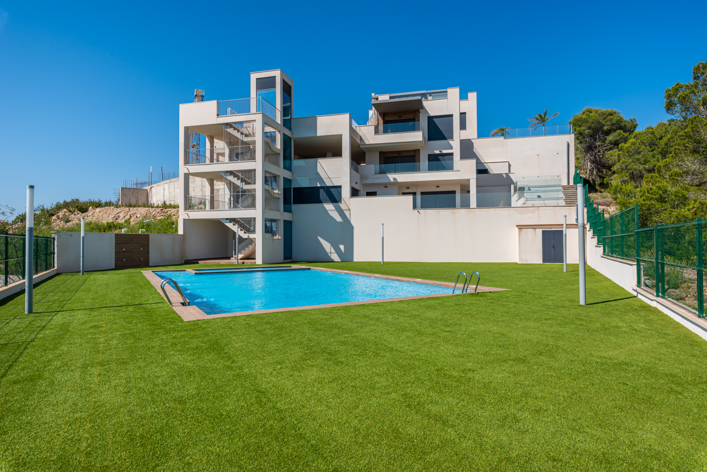 Apartment in Alicante - view 1