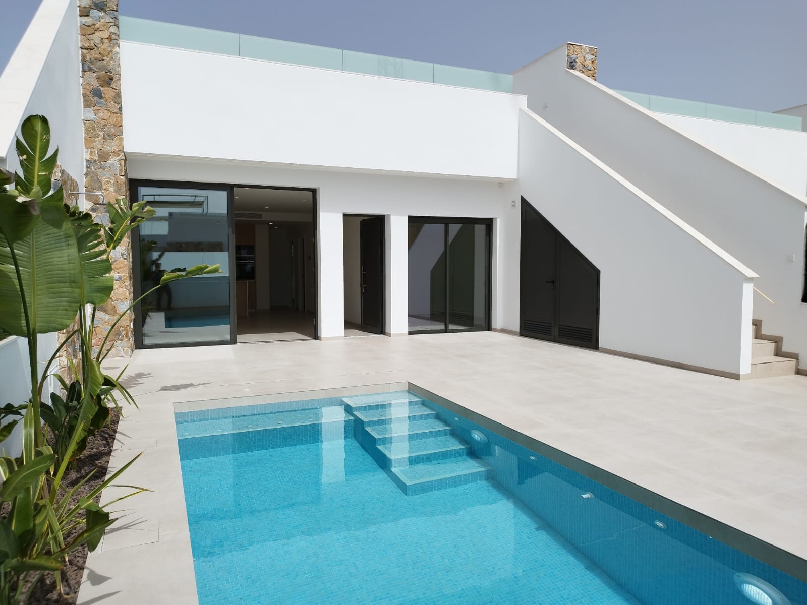 House in Santa Cruz - view 1