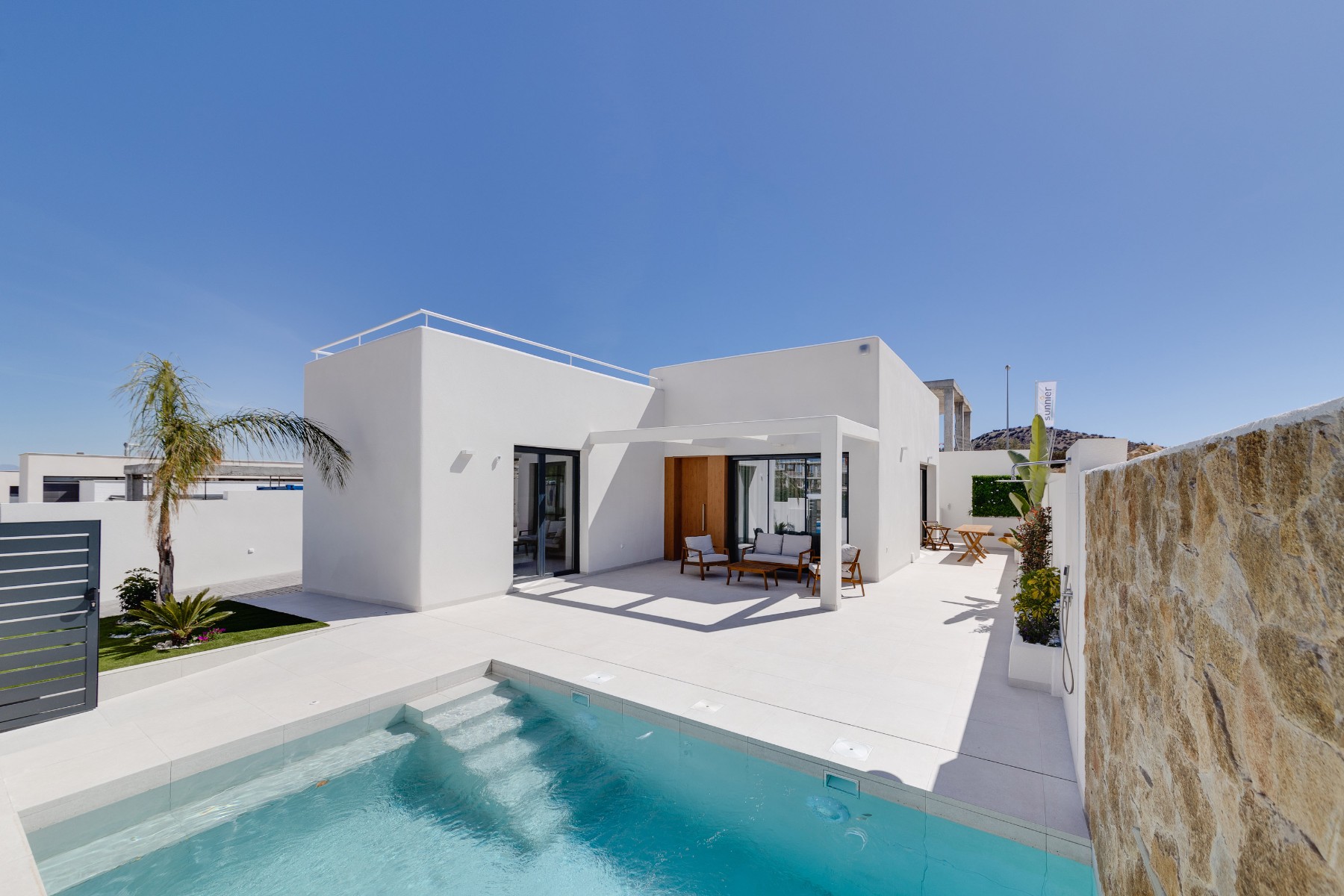 House in Alicante - view 1
