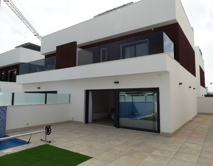 House in Alicante - view 1