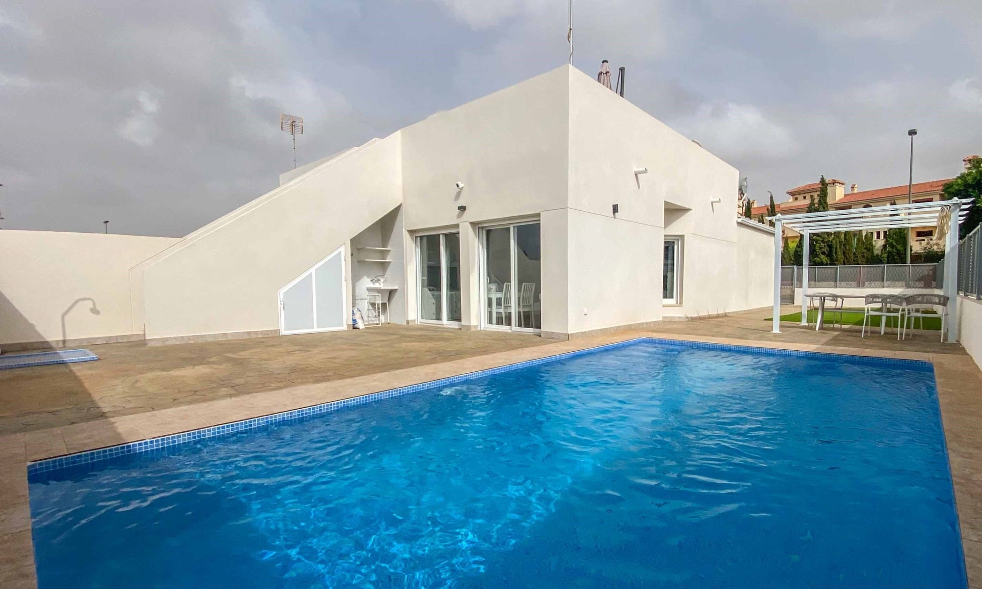House in Santa Cruz - view 1