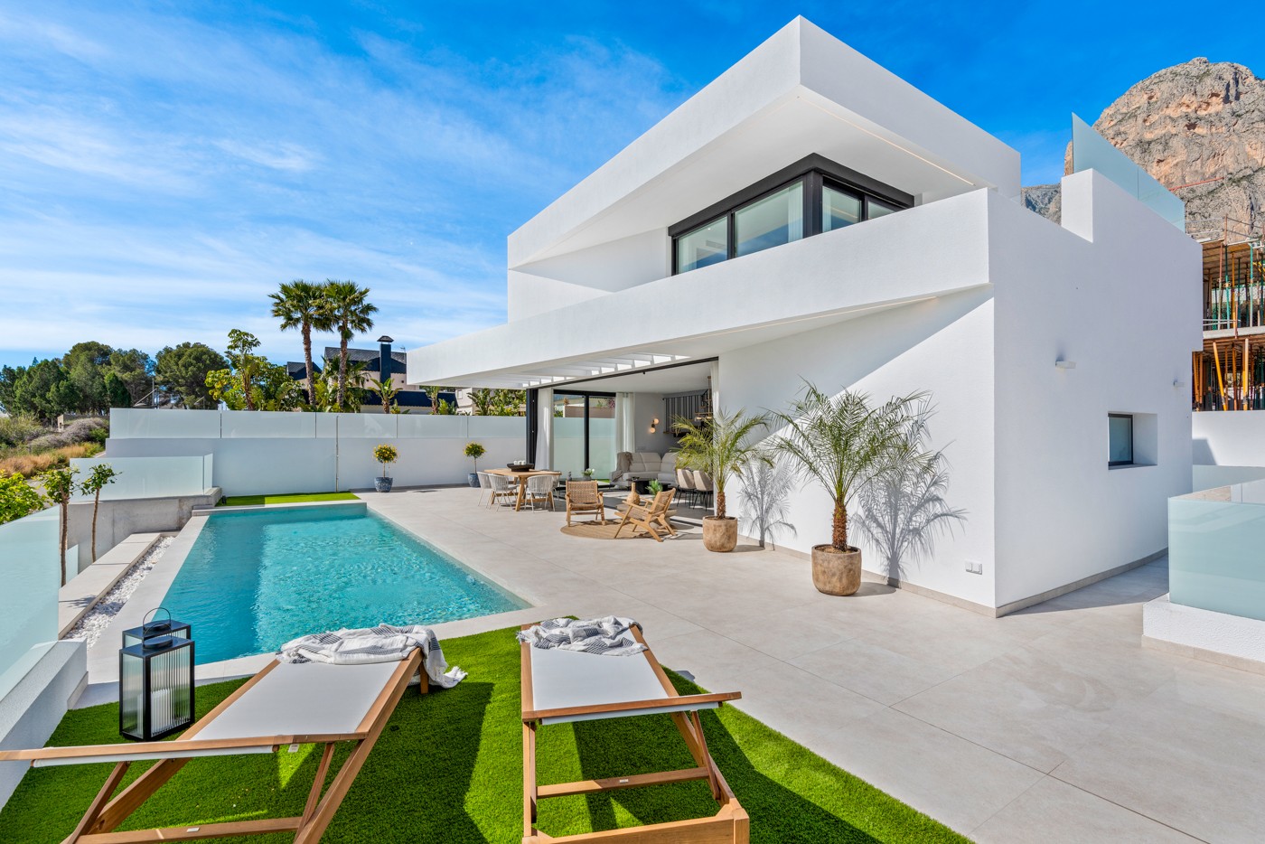 House in Alicante - view 1
