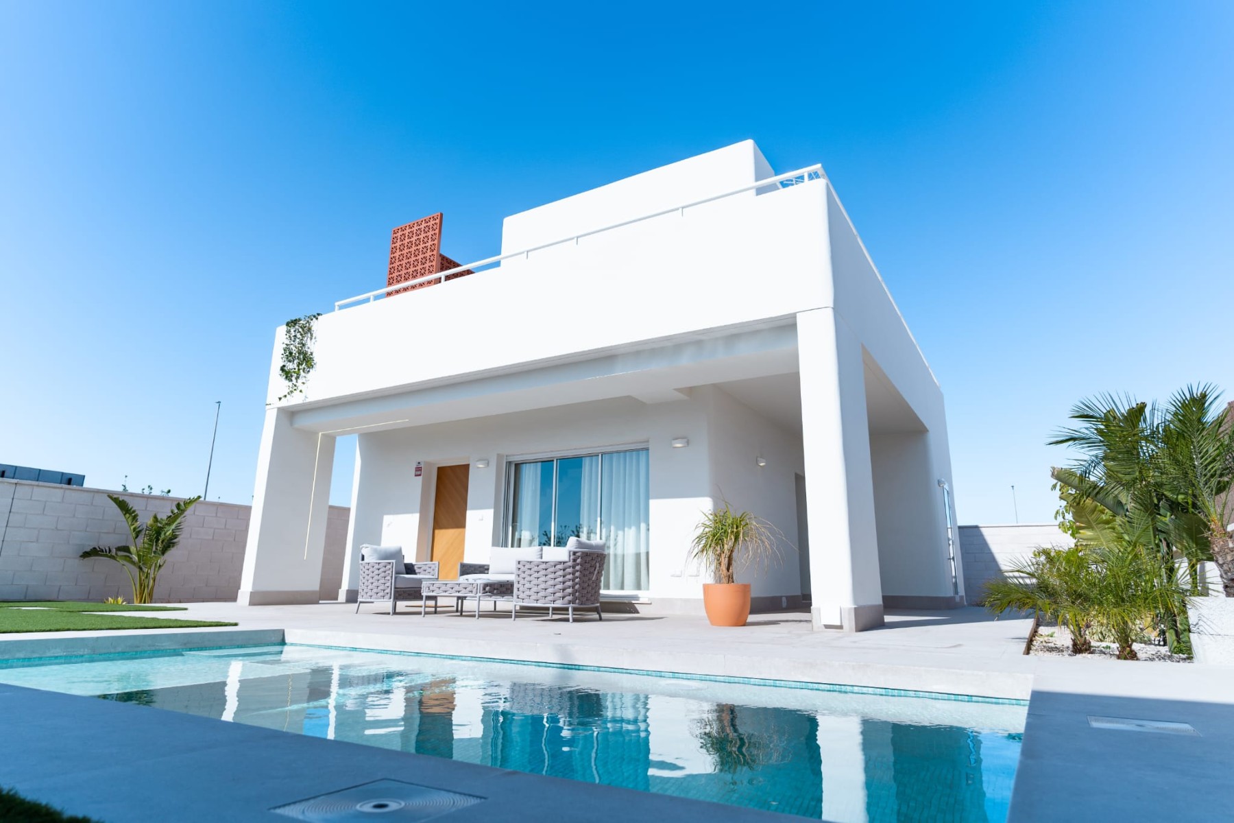 House in Alicante - view 1