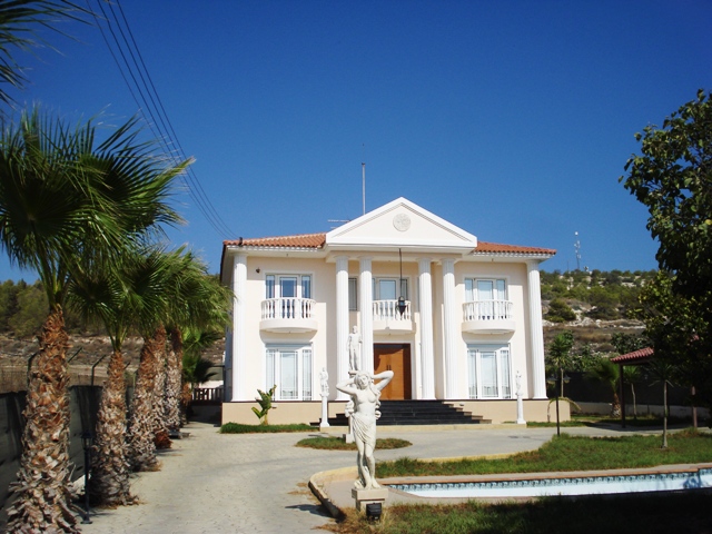 House in Pyla - view 1
