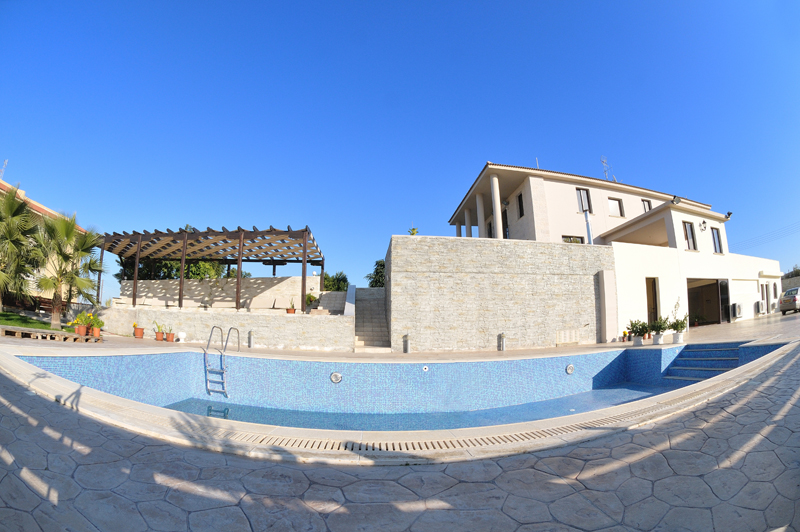 House in Nicosia - view 1