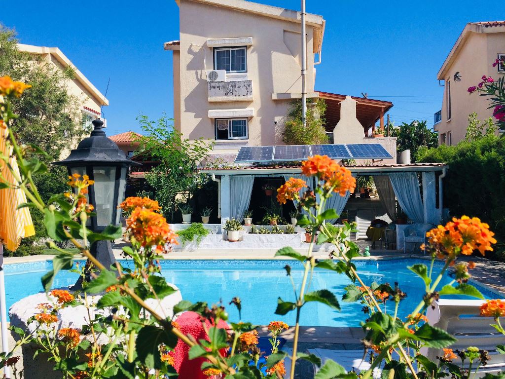 House in Oroklini - view 1