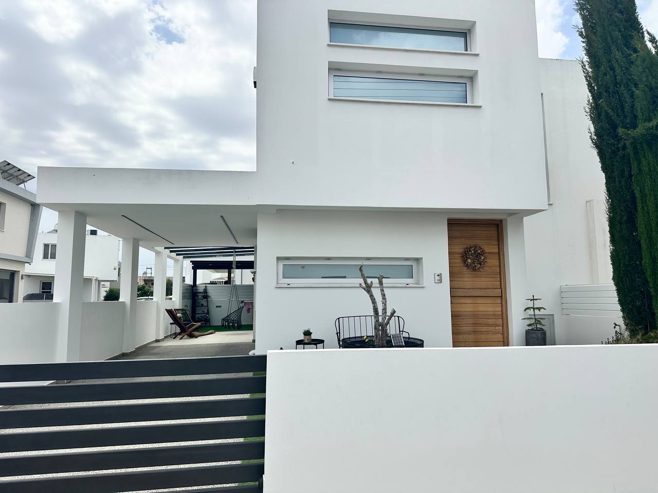 House in Livadia - view 1