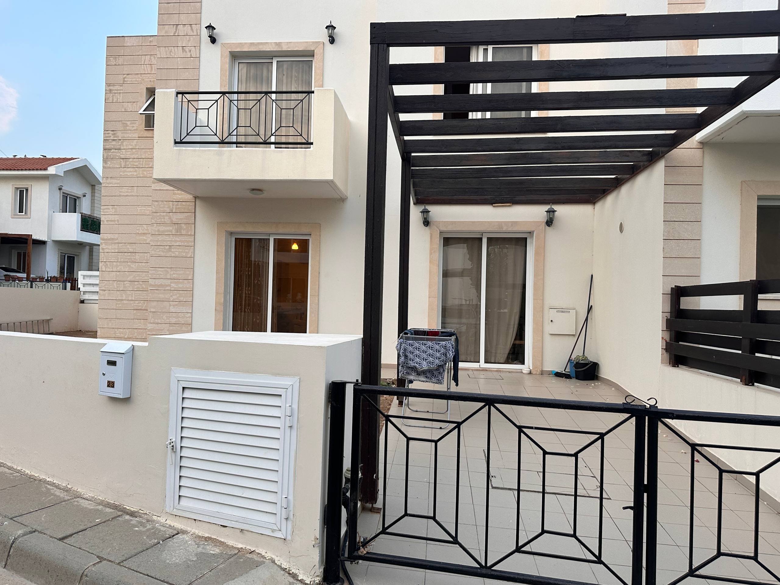 House in Pyla - view 1