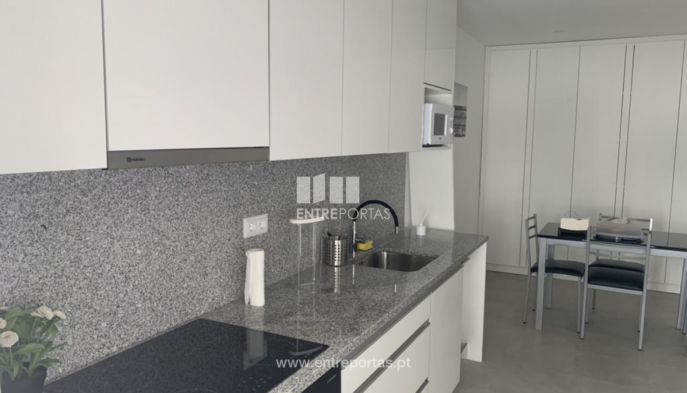 House in Povoa de Varzim - view 1