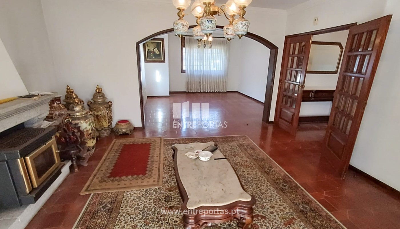 House in Povoa de Varzim - view 1