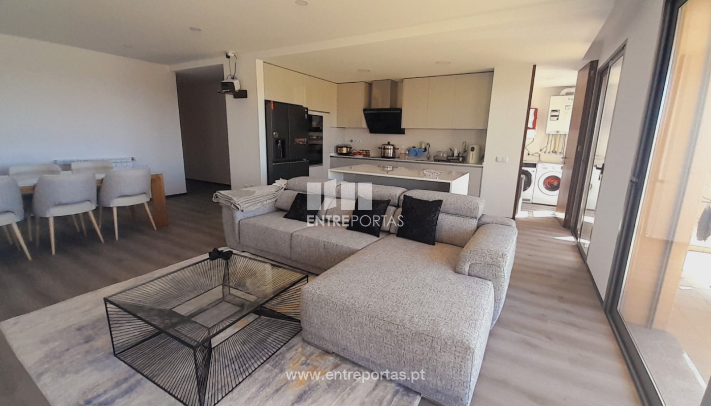 House in Povoa de Varzim - view 1