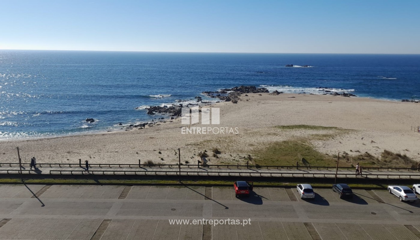 House in Povoa de Varzim - view 1