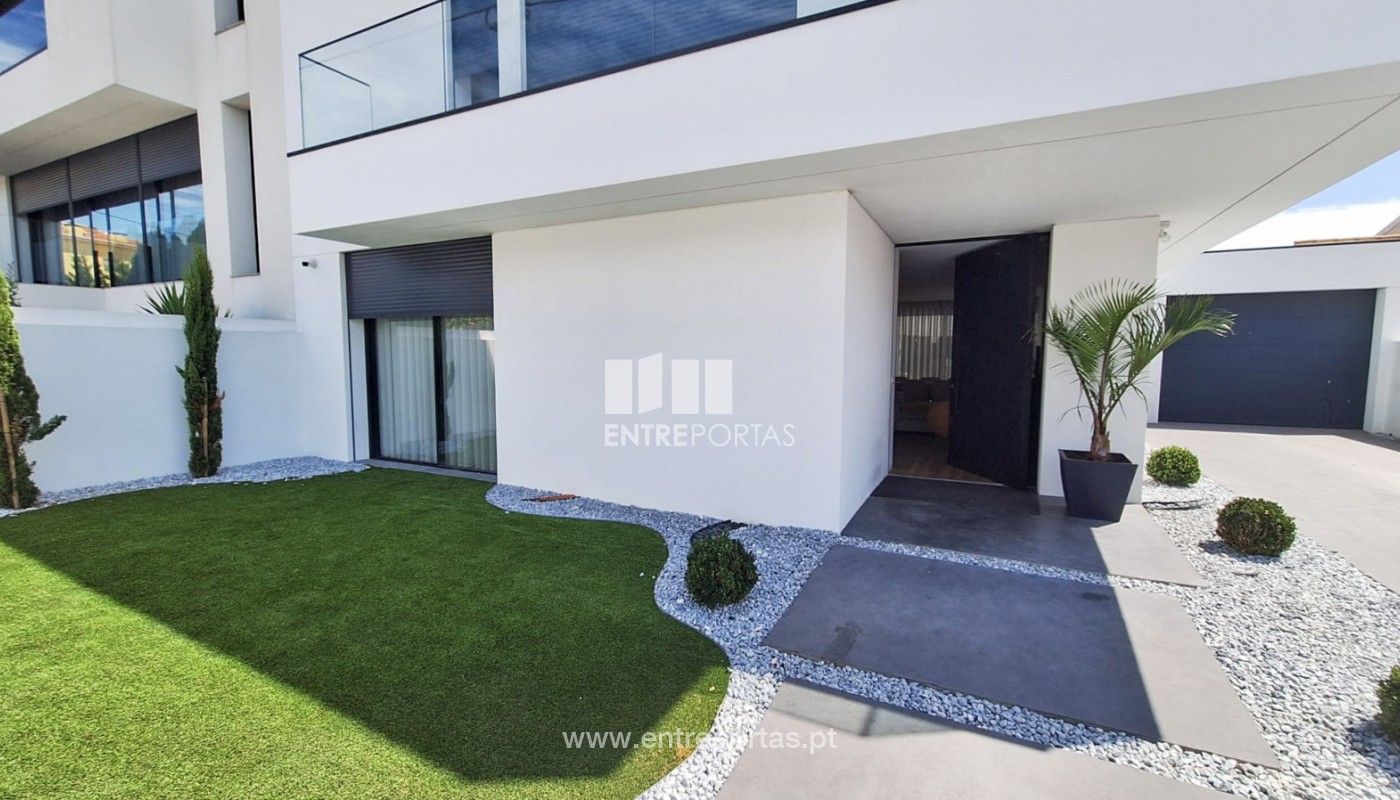 House in Vila do Conde - view 1