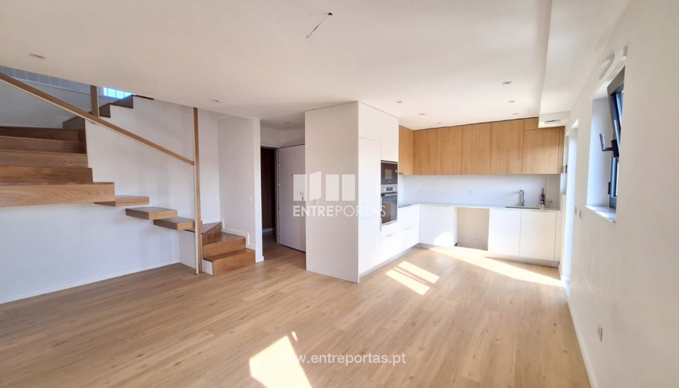 House in Povoa de Varzim - view 1