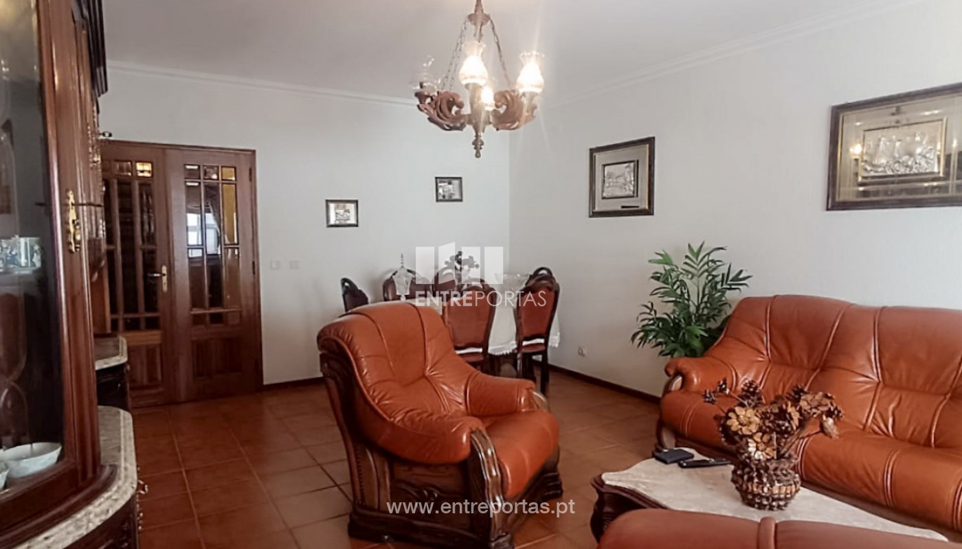 House in Povoa de Varzim - view 1