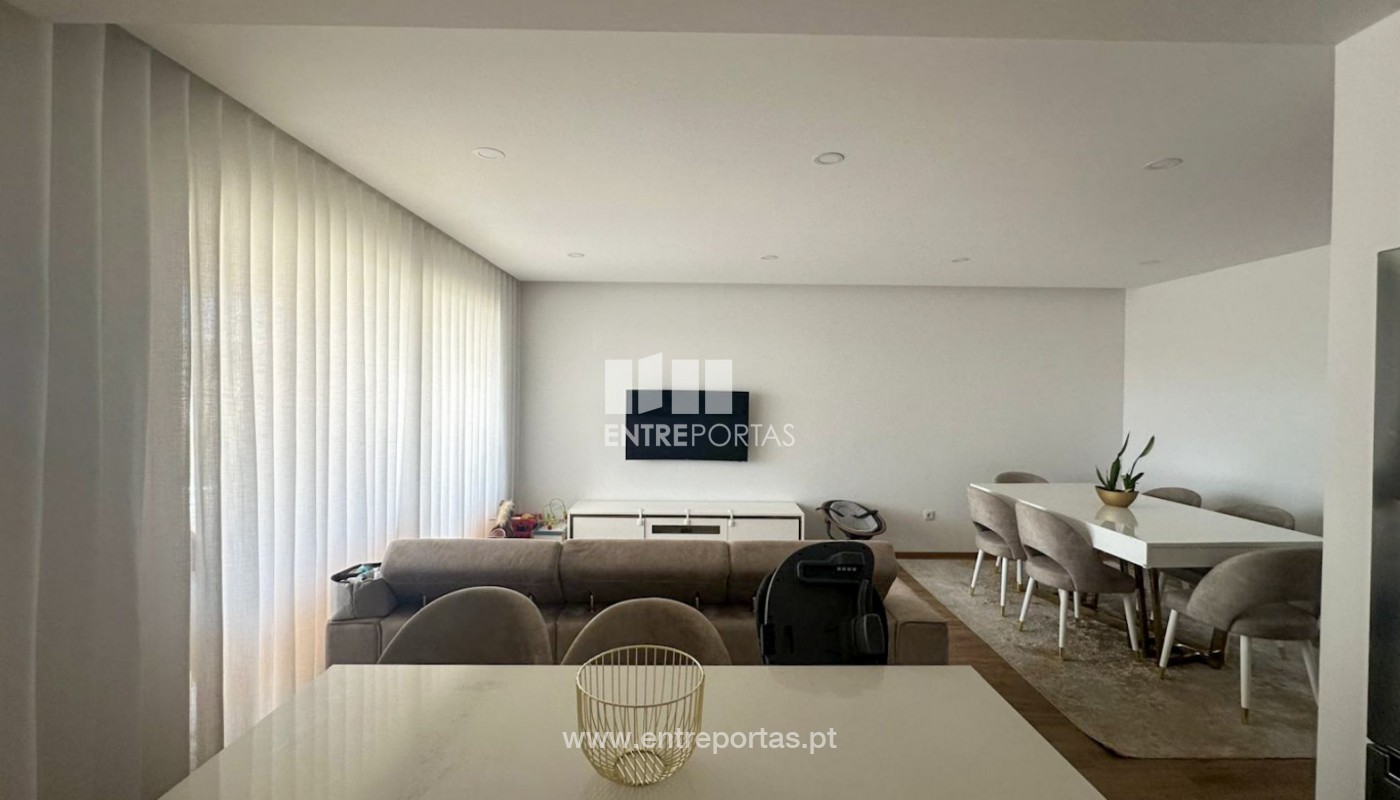 House in Povoa de Varzim - view 1