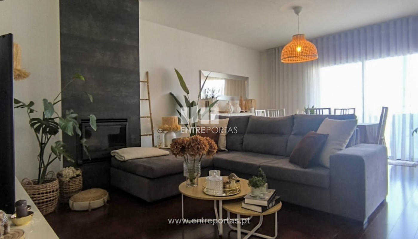 House in Caxinas - view 1
