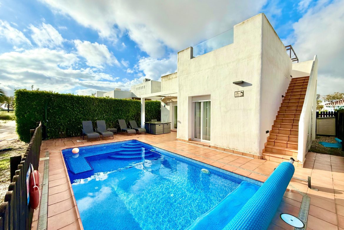 Villa in Torre-Pacheco - view 1