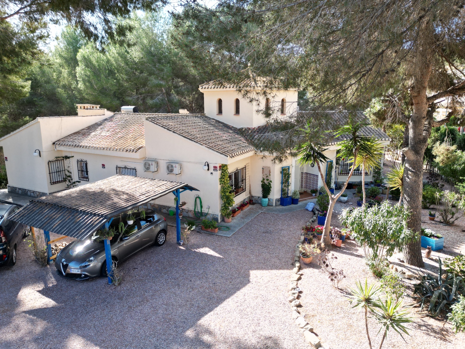 House in Alicante - view 1