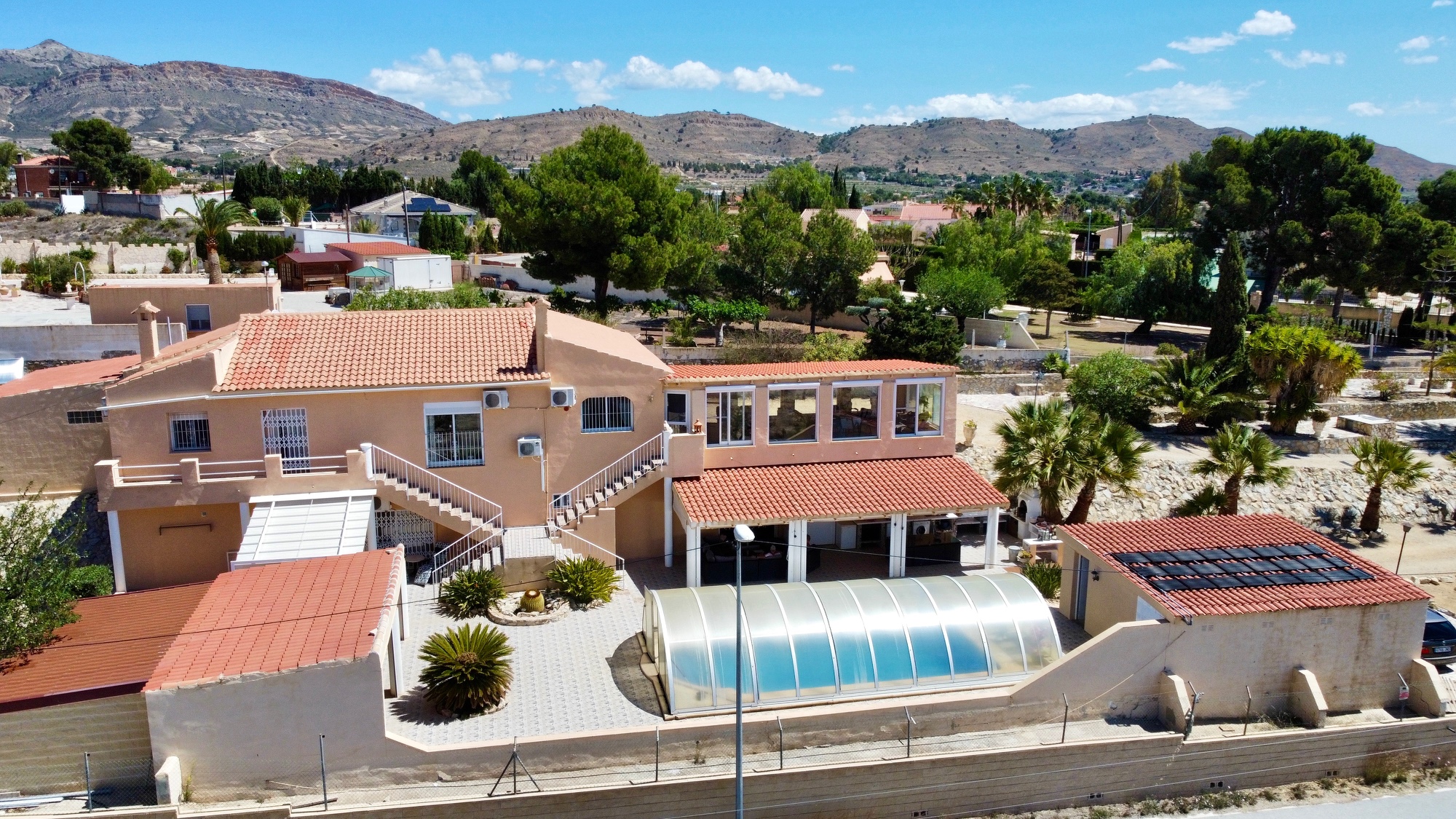 House in San Vicent del Raspeig - view 1