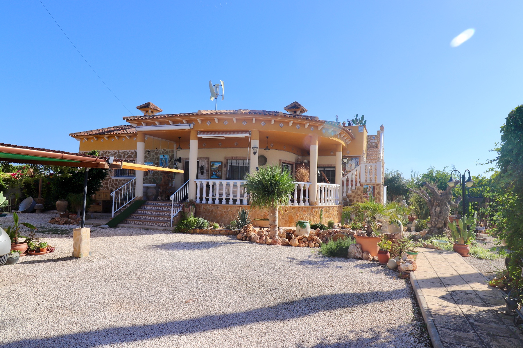 House in Alicante - view 1