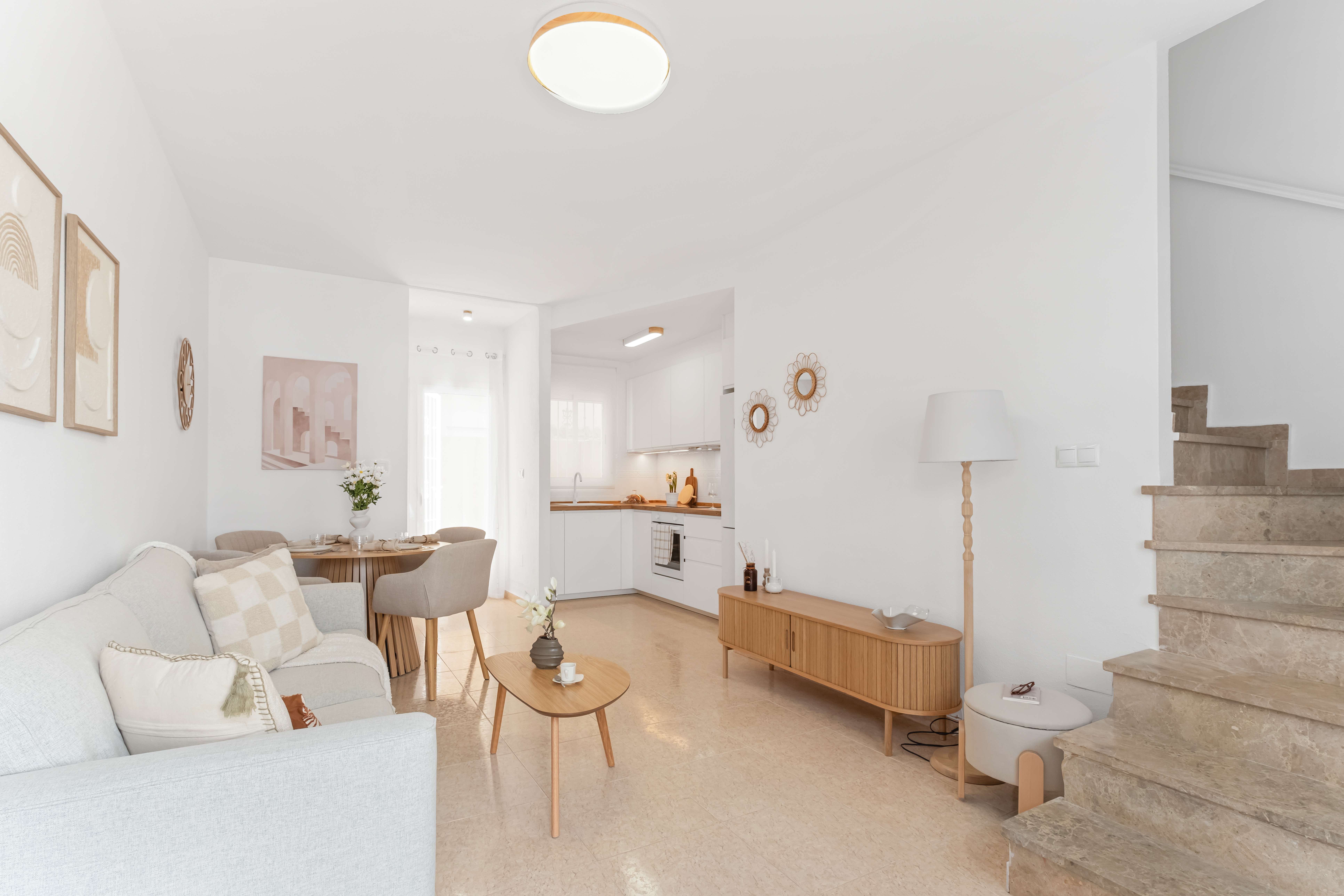 Villa in Villamartin - view 1