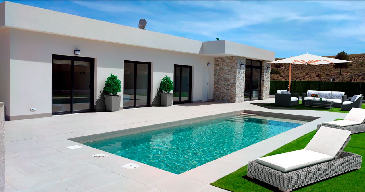 Villa in Murcia - view 1