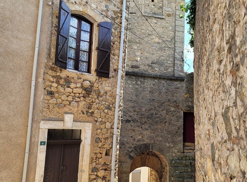 House in Autignac - view 1