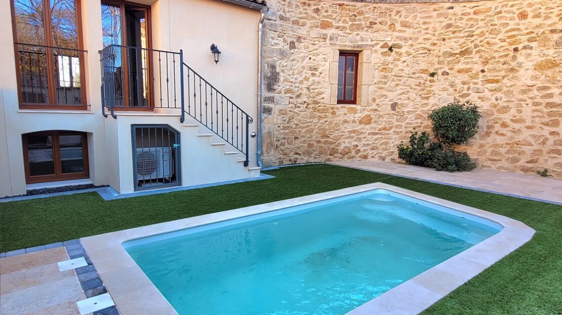 House in Autignac - view 1