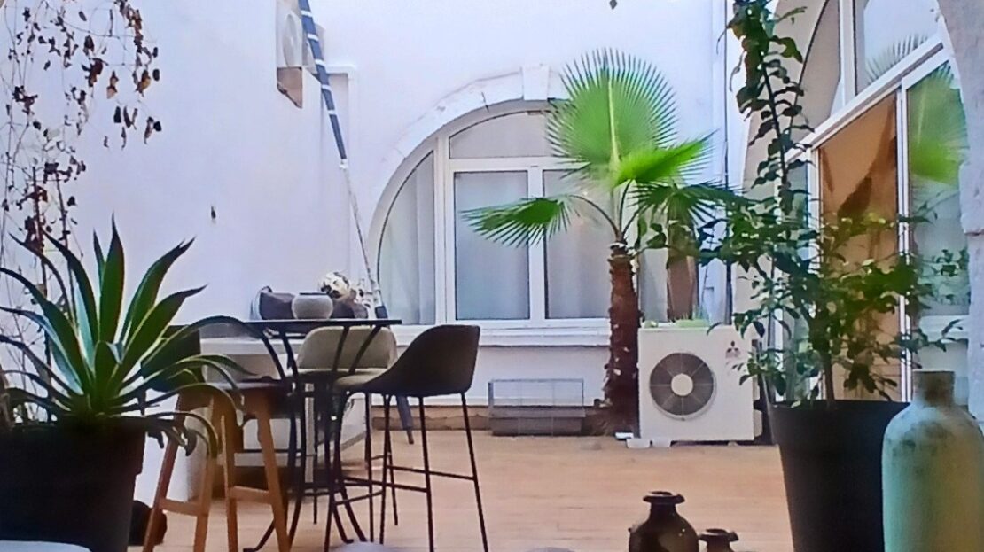 Apartment in Sete - view 1