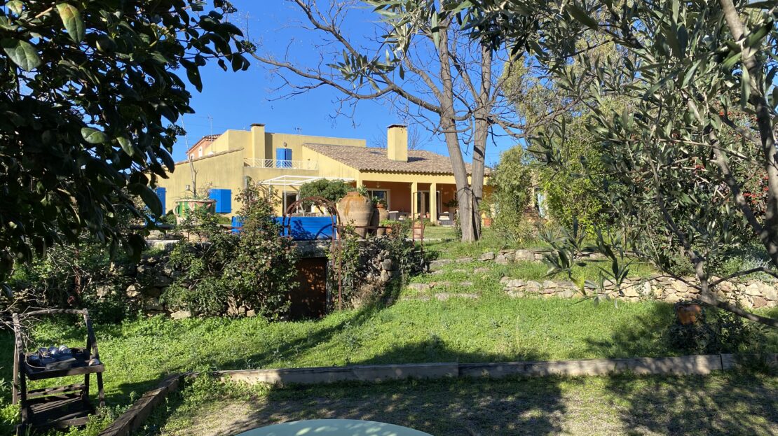 House in Autignac - view 1