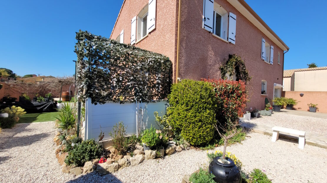 House in Autignac - view 1