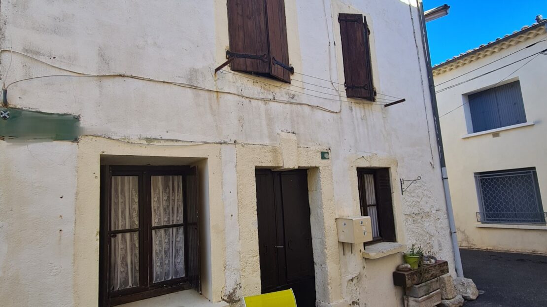 House in Autignac - view 1