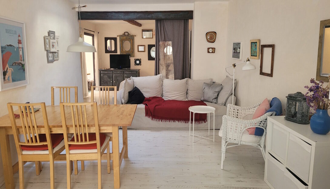 House in Marseillan - view 1